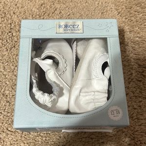 Robeez Soft Soles size 12-18 mos